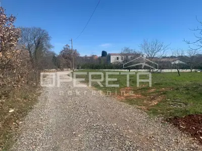 Building plot 1,500 m², Mali Vareški, fenced - 3