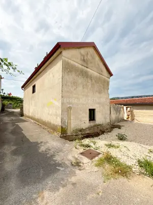 Kuća 120 m², Grižane - započeta adaptacija