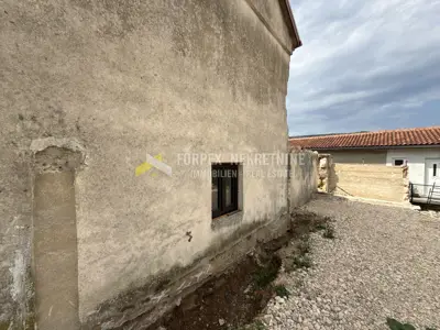 House 120 m², Grižane - started renovation - 7