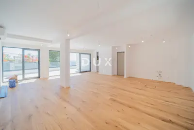 Apartment for sale in Opatija - Centar, 240,4 m²