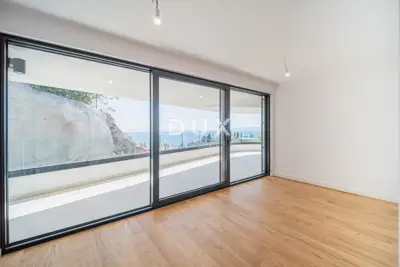 Stan 240 m², Opatija - Centar, terasa 90 m² i pogled na more - 5
