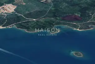 Land 60,000 m², Uvala Soline - first row to the sea - 2