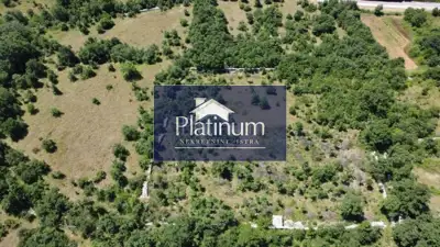 Grundstück 12.400 m², Svetvinčenat - touristische Nutzung T2