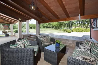 Kuća 2200 m², Barban - bazen i privatna okućnica - 7