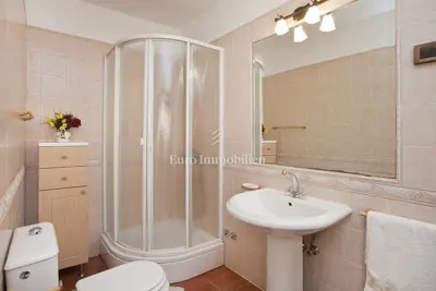Kuća 2200 m², Barban - bazen i privatna okućnica - 22