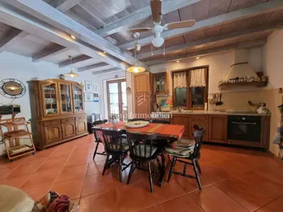 Kuća 2200 m², Barban - bazen i privatna okućnica - 13