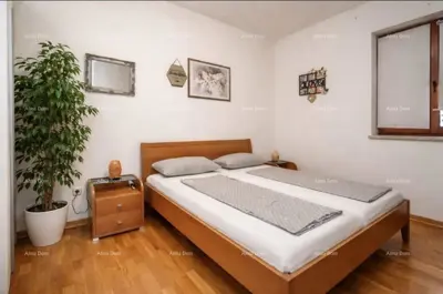 Rovinj – nekretnina s dva stana s pogledom na more i parkirnim mjestom - 7