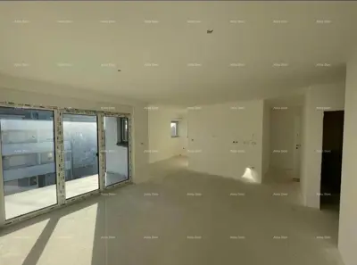 Wohnung in Pula, Šijana - Erdgeschoss, 2 Terrassen und Garten