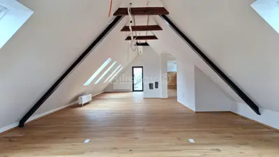 Stan 141 m², Varaždin centar, 2. kat i balkon