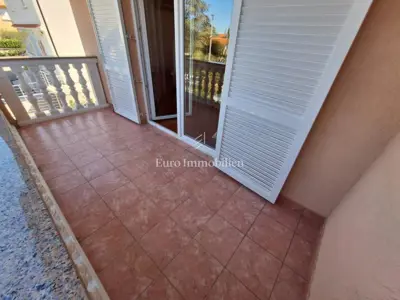 Stan 94 m², Malinska na otoku Krku, dva apartmana - 4