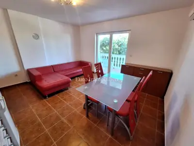 Stan 94 m², Malinska na otoku Krku, dva apartmana - 5