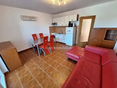 Stan 94 m², Malinska na otoku Krku, dva apartmana - 8