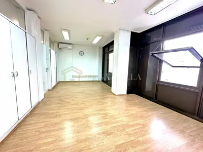 Gewerbefläche 85 m², Rijeka Centar - Terrasse und Archiv
