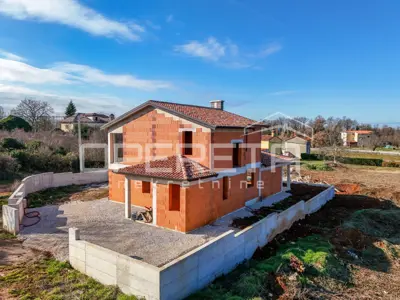 Istra, Višnjan okolica - Freistehendes Haus in der Rohbauphase - 6