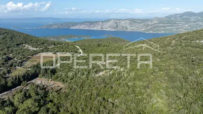 Agricultural land 9,400 m², Pupnat, Korčula, near the center