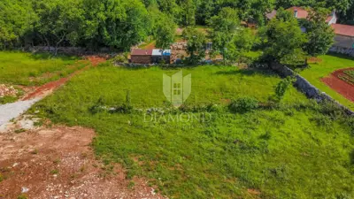 Building land 1,186 m², Grožnjan - peaceful surroundings - 3