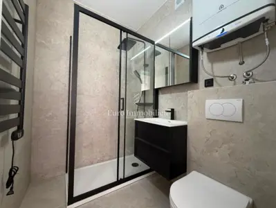 Stan 111,84 m², Novalja - 3 sobe, vrt i terasa - 9