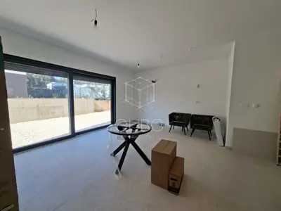 Apartment in Rovinj, ground floor of a new build and plenty of natural light