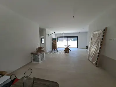 Wohnung in Rovinj, Erdgeschoss eines Neubaus und viel natürliches Licht - 2