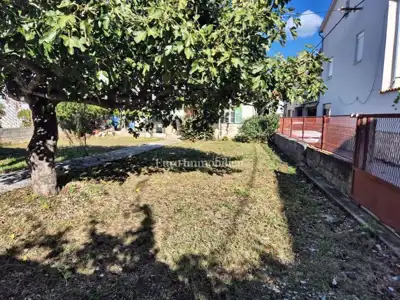 House 166 m², Murter - center, 4 parking spaces - 6