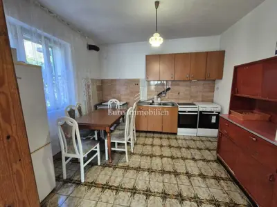 House 166 m², Murter - center, 4 parking spaces - 9