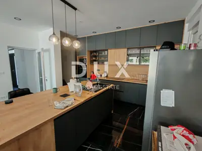 Doppelhaus 255,5 m², Nin - Pool und 310 m vom Meer - 6