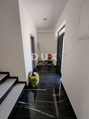 Doppelhaus 255,5 m², Nin - Pool und 310 m vom Meer - 10