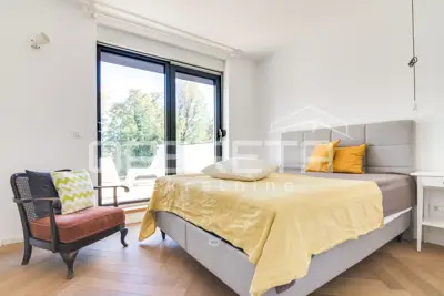 House 270 m², Lašćina - quiet location surrounded by greenery - 22