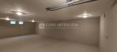 Lease of commercial space - MURSKO SREDIŠĆE 300 m², no commission! - 9