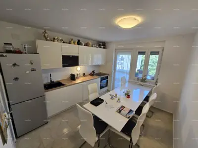 Stan 72 m², Veruda Pula - renoviran i namješten - 12