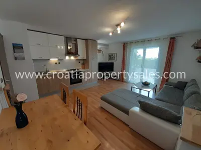 House 294 m², Otok Hvar - quiet location near the center - 5