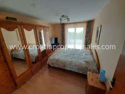House 294 m², Otok Hvar - quiet location near the center - 6