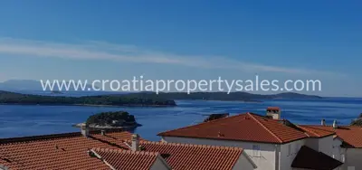 Kuća 294 m², Otok Hvar - mirna lokacija blizu centra