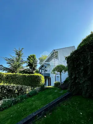 Villa 430 m², Pantovčak, pool and forest view