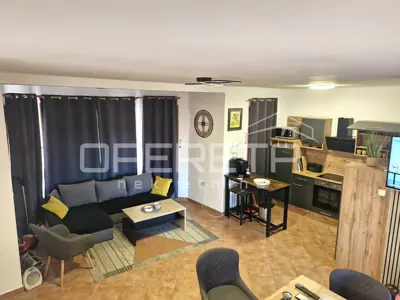 Haus 226 m², Kloštar Ivanić, Pool und Weinberg - 15