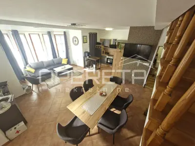 Haus 226 m², Kloštar Ivanić, Pool und Weinberg - 10