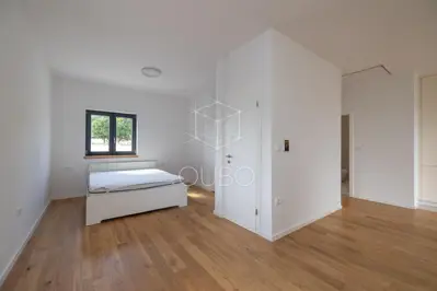 Haus zum Kauf in Bale, 78 m² - 18