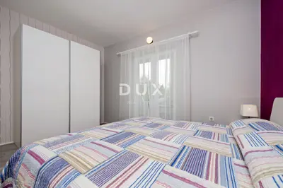 House 360 m², Rovinj - 6 residential units - 18