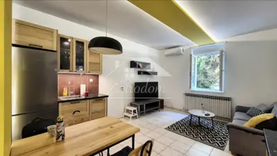 Stan 58 m², Trnje - funkcionalan tlocrt i parkirno mjesto - 2