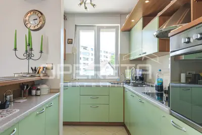 Stan 280 m², Blato - dvoetažni, 8 soba - 4