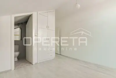Stan 280 m², Blato - dvoetažni, 8 soba - 18