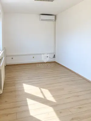 Commercial space, Remetinec, with parking, lease - 4