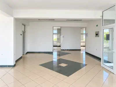 Commercial space, Remetinec, with parking, lease - 2