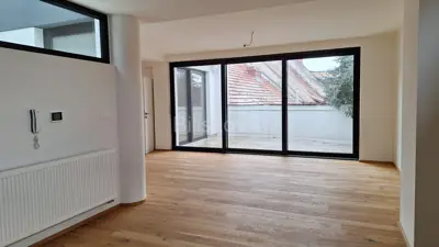Gewerberaum 653 m², Varaždin Zentrum, nahe der Fußgängerzone - 13