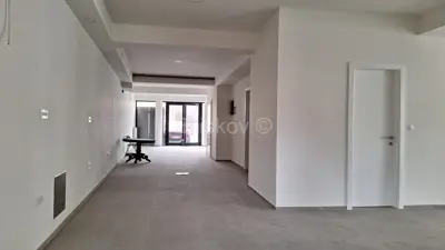 Gewerberaum 653 m², Varaždin Zentrum, nahe der Fußgängerzone - 3