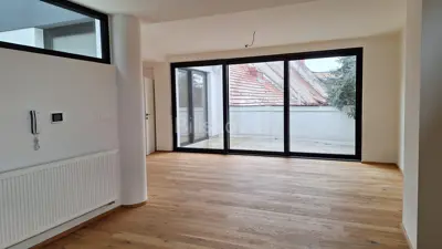 Varaždin, Centar, fantastičan poslovni prostor 653 m², PM - 13