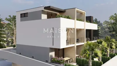 Apartment on Krk, near the town and the beach, 3 floors - 8