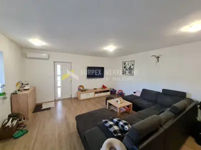 Apartment 70 m², Novi Vinodolski - garden 170 m² and terrace - 3