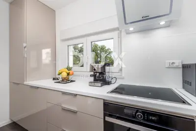 Wohnung zur Miete in Marčelji, 85 m² - 15