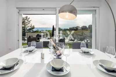 Wohnung zur Miete in Marčelji, 85 m² - 16